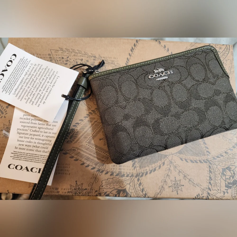 Coach Olive Green Zip Card Wristlet